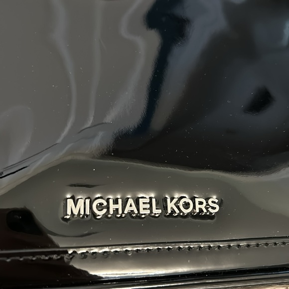 Michael by Michael Kors Berkley Legacy Leather Clutch Patent Black Leather - Picture 4 of 8